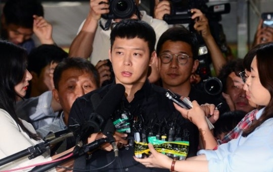 JYJ 박유천 소속사, 역외탈세 혐의 조사… 설상가상 | 인스티즈