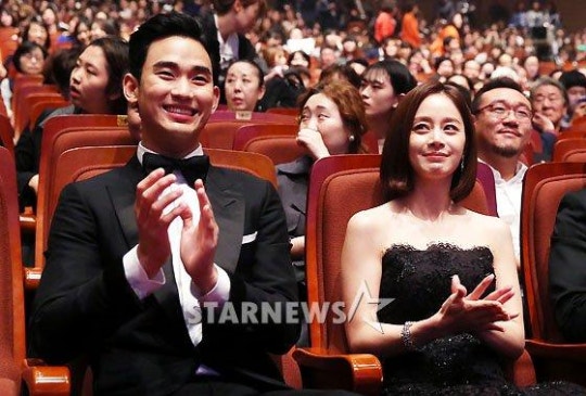 오늘자 코리안 드라마어워즈김수현 | 인스티즈