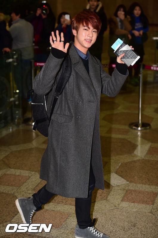 방탄소년단 진 "원숭이띠의 기, 팬들에게 발사~" | 인스티즈