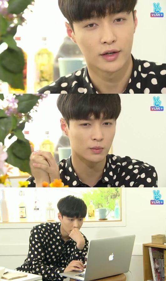 엑소 레이, 작곡하는 남자는 늘 #짜릿해 #새로워 [종합] | 인스티즈