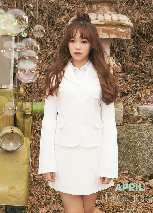 '성숙해진 소녀들'..에이프릴, 채경 합류 6인조 티저 첫공개