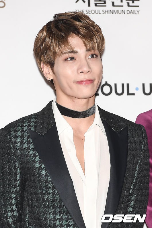 故샤이니 종현, 사망 일주일 전 콘서트서 신곡발표…제목 '환상통' | 인스티즈