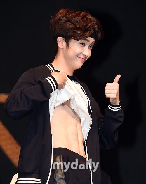 오늘 데뷔 쇼케이스를 한 남자 신인 아이돌 업텐션! | 인스티즈