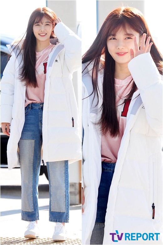 오늘자 김유정 인천공항 (상큼 주의) | 인스티즈