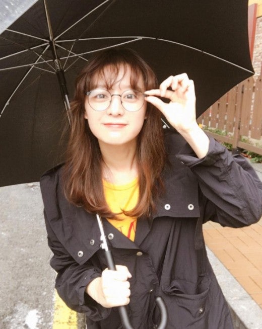 "이 미모 반칙" 김지원, 깜찍함 추가요 | 인스티즈