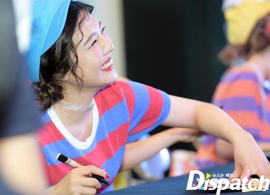 [스타캐스트] “여자가 더 반했다” …레드벨벳, 여덕몰이 현장 | 인스티즈