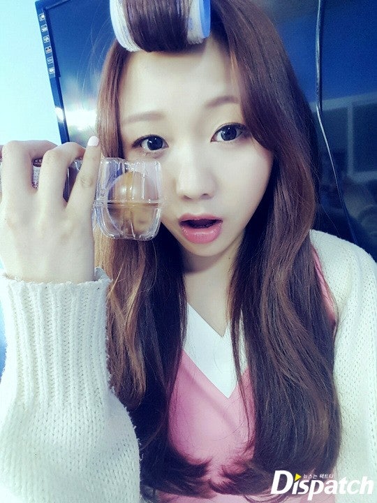 [스타캐스트] "휴대폰을 털어라"...러블리즈, 운명의 컴백셀카 | 인스티즈