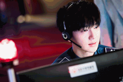 100512657_02.gif?type=w430_q70