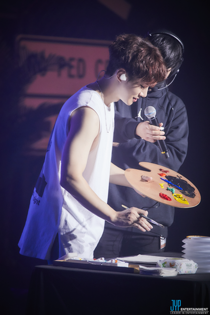 090607849_17.png?type=w430_q70